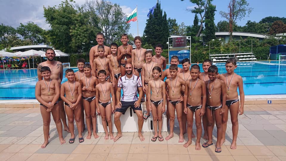 Свързани файлове